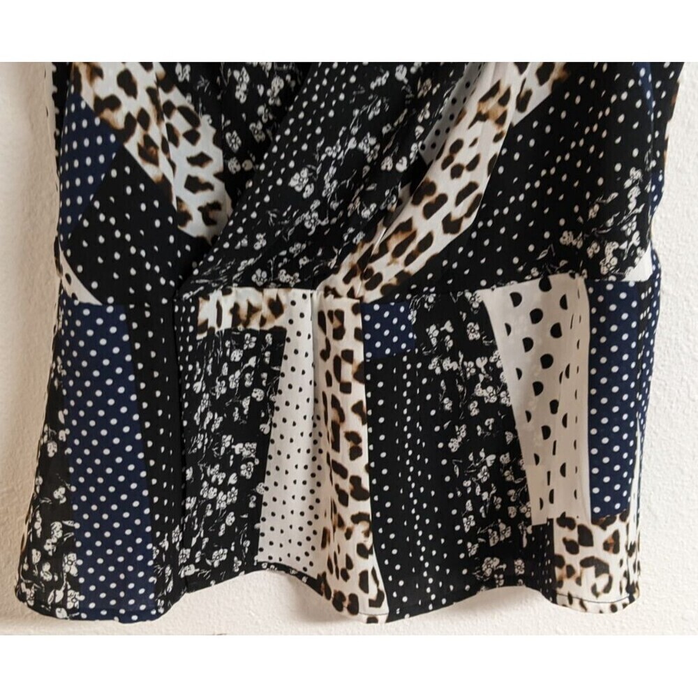 Wmn's Cabi #3787 Crossover Cami in Skin Stripe Animal Print Wrap Style Blouse 6 - Picture 5 of 11